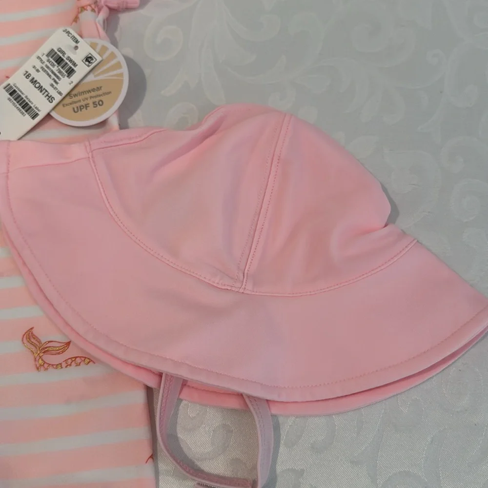COPY - First Impressions Baby Girl Mermaid Rash-guard & Hat. 18 months